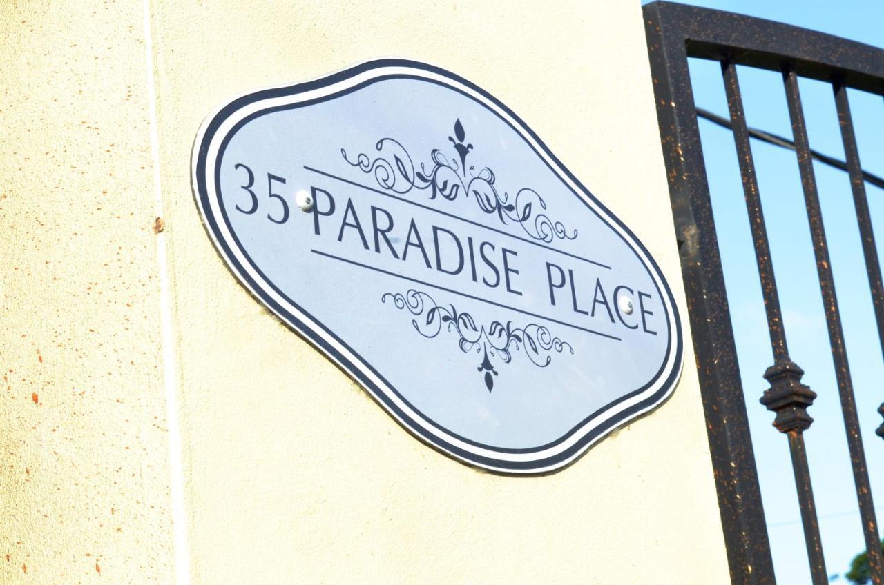 Paradise Place Apartments Mount Irvine Ngoại thất bức ảnh